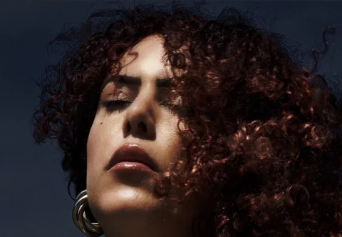 Avec “Jah”, Sabrina Bellaouel ouvre les esprits