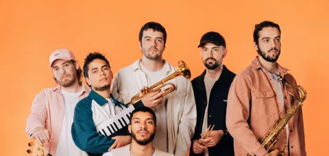 Chromatik : flirt, ivresse romantique et coeurs brisés