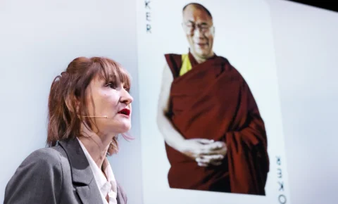 Gagnez vos places pour « Ceci n’est pas une religion » d’Élodie Emery à La Grande Halle de la Villette