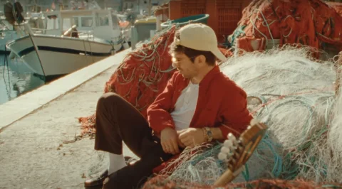 « Glass » : le chant des sirènes façon Johan Papaconstantino