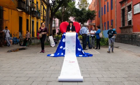 La « World Letter » ou la plus grande lettre d’amour au monde (littéralement)