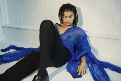 Lala &ce : « quand j’ai découvert cet arbre sacré au village, j’étais submergée »