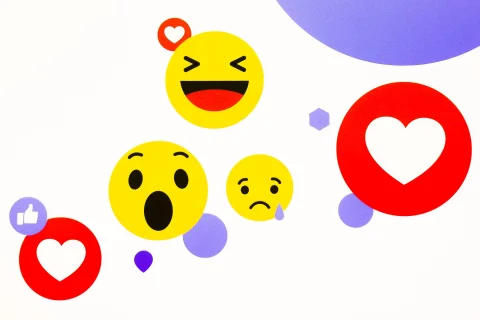 L’emoji qui pleure de rire perd sa place de leader des emojis