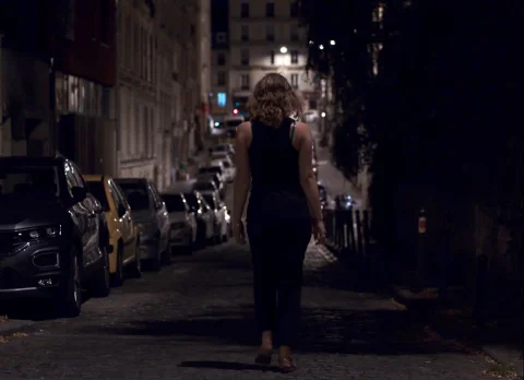 « Ma Nuit » d’Antoinette Boulat : une immersion dans l’atmosphère de la jeunesse actuelle