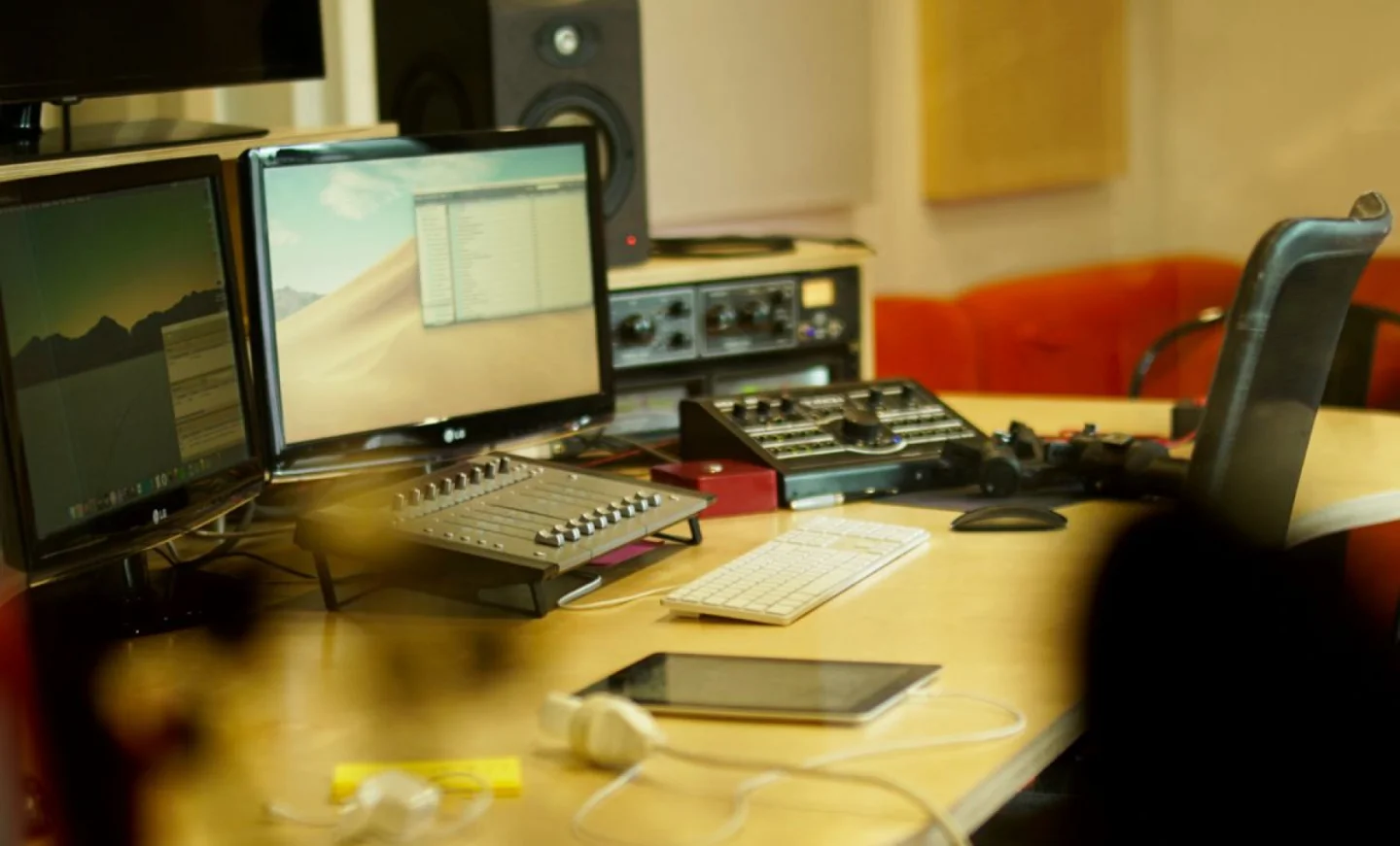 Quand Studio Nova signe l’identité sonore d’Actes Sud