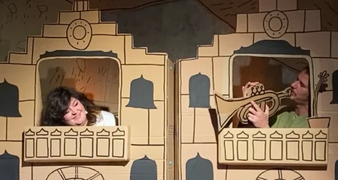 Voyou : « Les royaumes minuscules », la comédie musicale