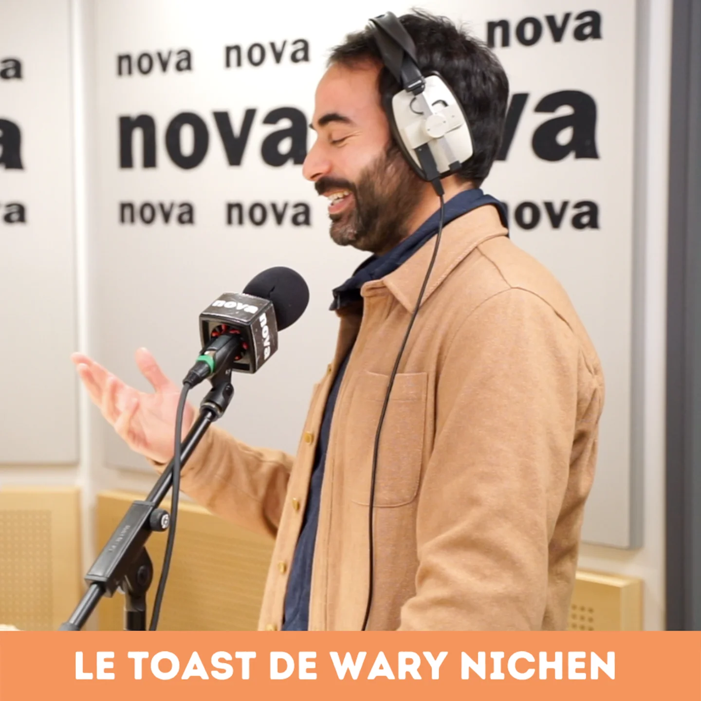 Wary Nichen porte un Toast à la « désolution »